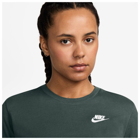 Nike Γυναικεία κοντομάνικη μπλούζα Sportswear Club Essentials T-Shirt